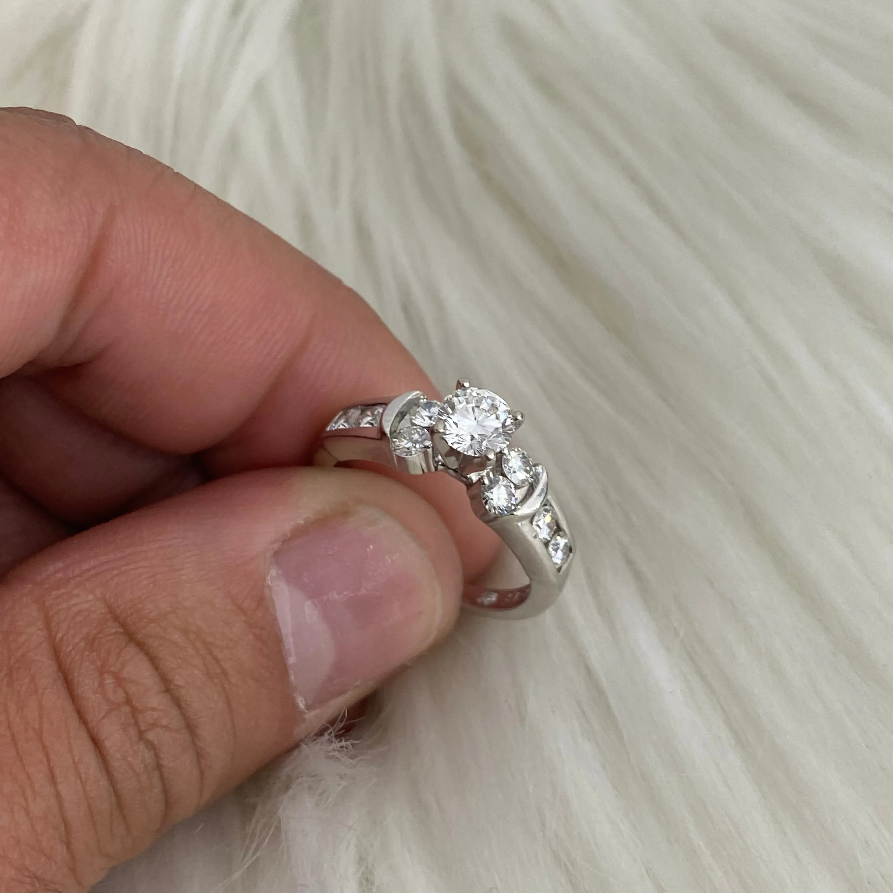 14K White Gold Daimond Luxury Platino Engagement Ring Ct Dia Vvs / 4.6gr / Size 5.5