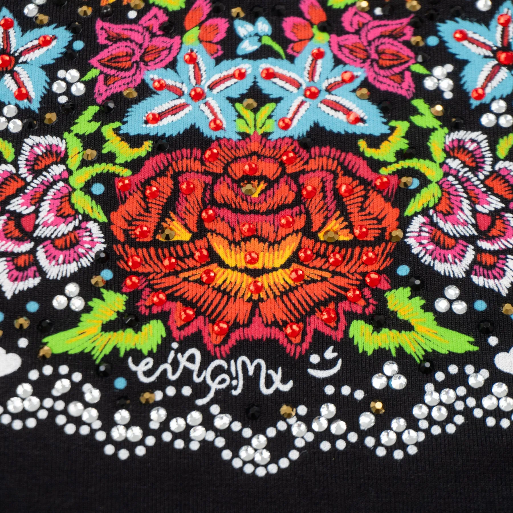Playera estampada con aplicación de pedrería para niña - Modelo PETROVSKI